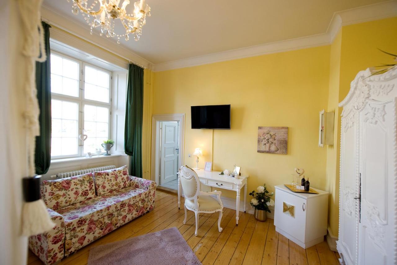 Schlosshotelgedern Dış mekan fotoğraf